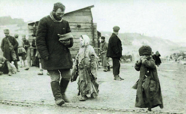 27 декабря 1929 года. Сталин заявил о начале сплошной коллективизации и о переходе к политике «ликвидации кулачества как класса»