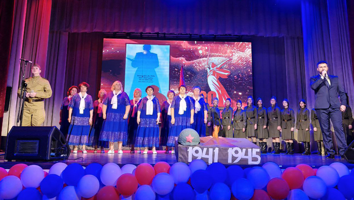 Под «Знаменем Победы»