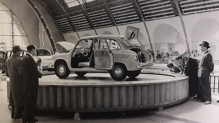 Исторические события ноября: Самый доступный автомобиль в СССР