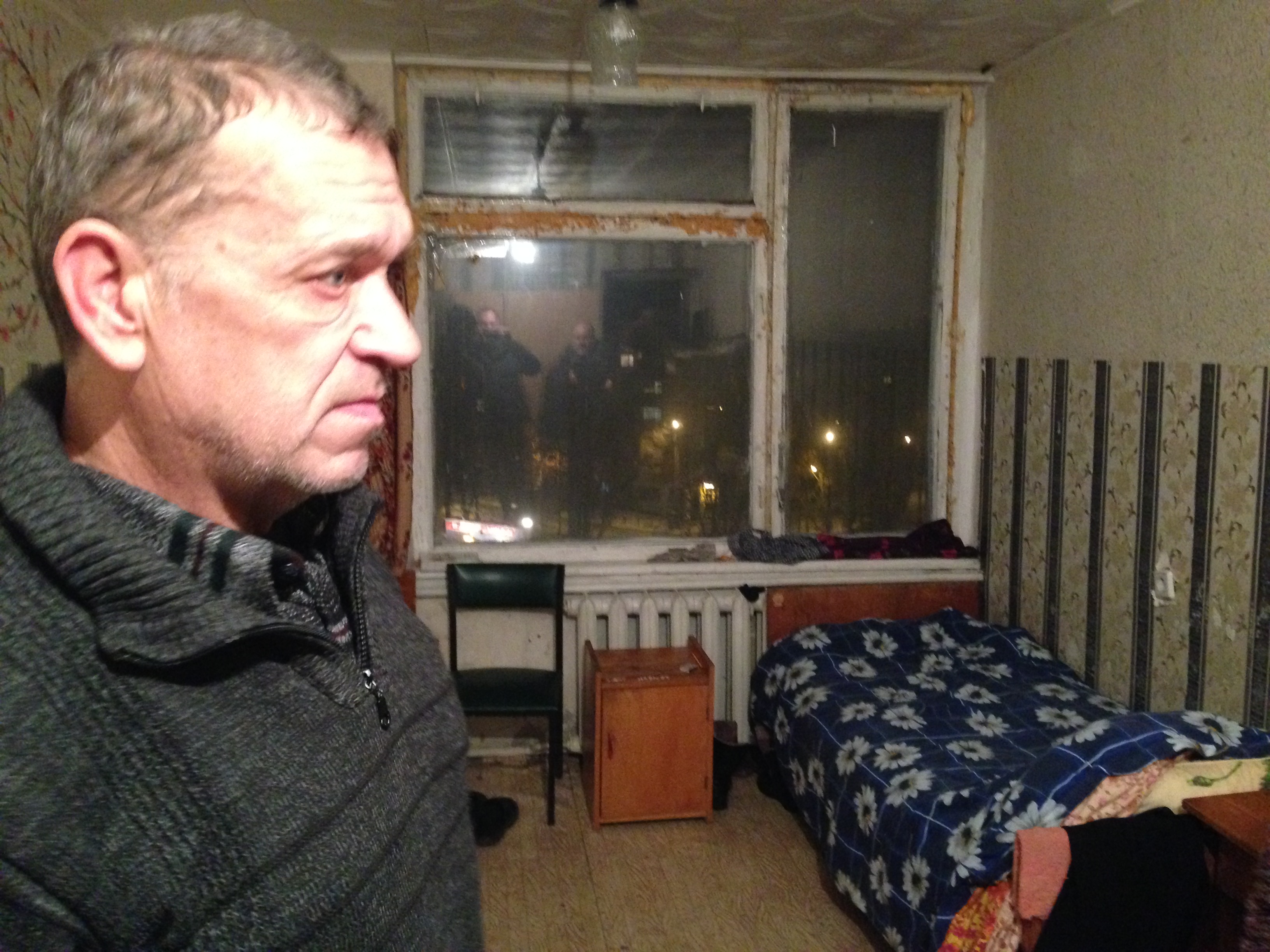 Комната в общежитии Донецка, для переселенцев пострадавших от бомбежек.